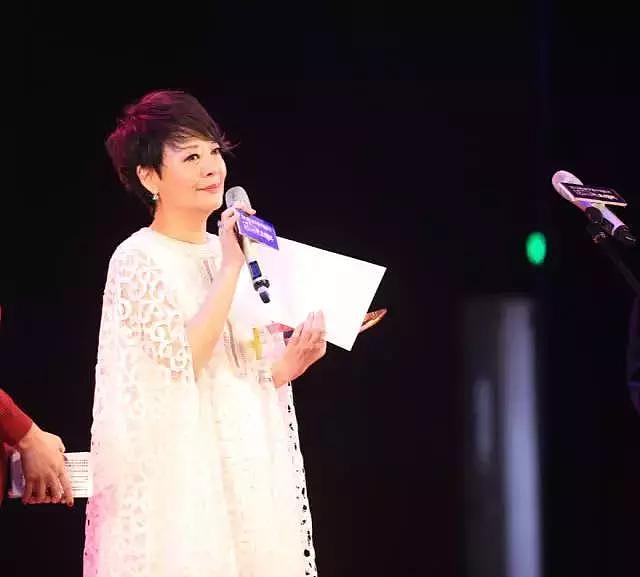 金燕玲，华语电影人获最佳女配角奖最多纪录保持者