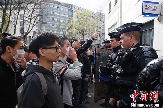巴黎华人被枪杀案引发警民冲突 35人被捕